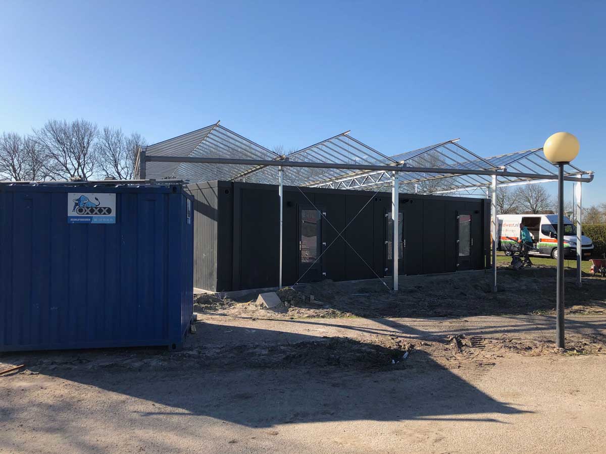 Kassenbouw en container OXXX